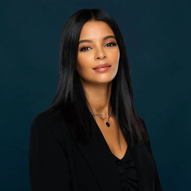 Wassila, Business Manager