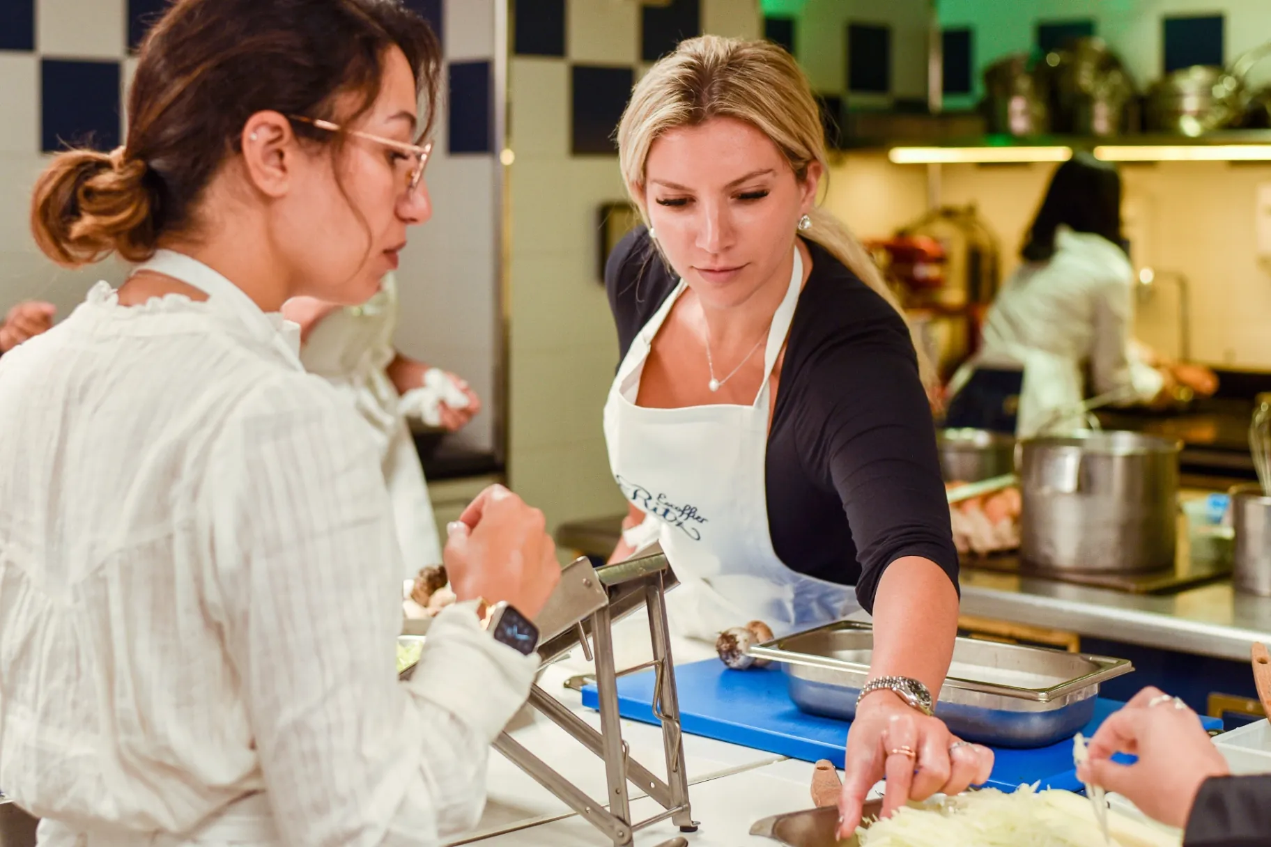 ADELIUS, Cours de cuisine avec un chef étoilé à l'École Ritz Escoffier, photo 5