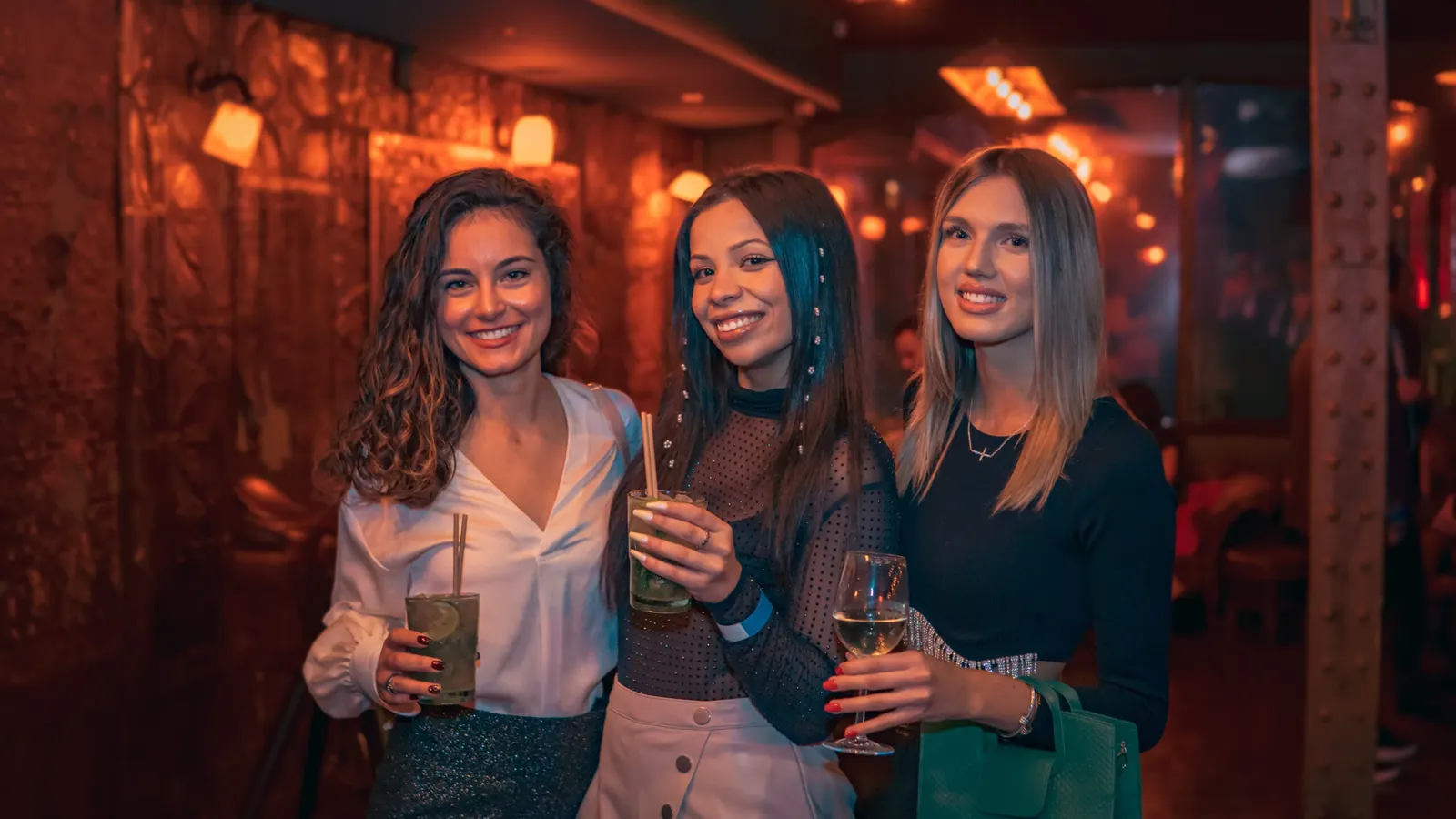 Soirée des 10 ans de PERITIS au PACHAMAMA, photo 13